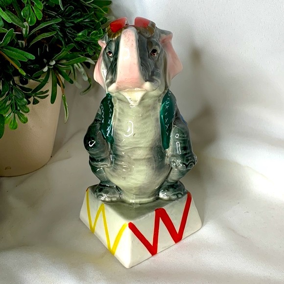 Vintage hand painted glazed ceramic Circus Elephant bank - Picture 3 of 9